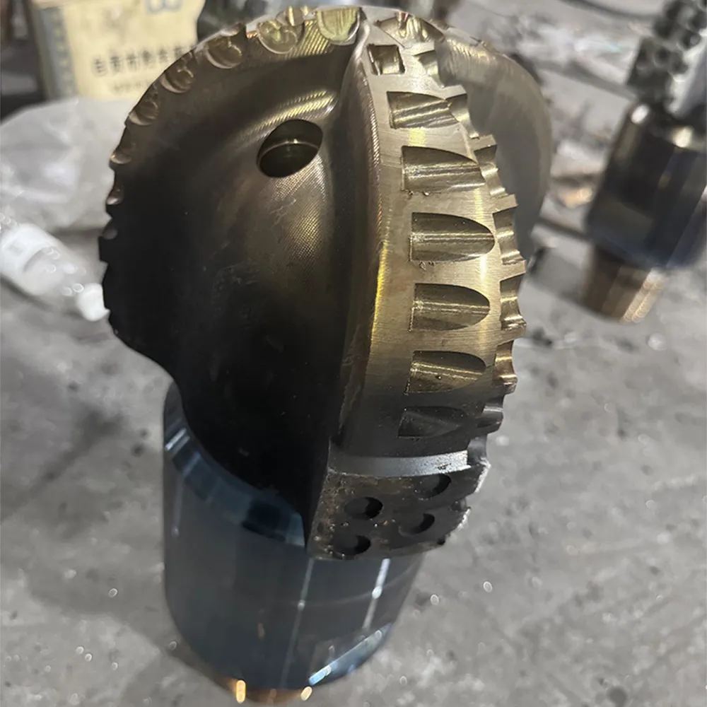 Корпус PDC 215-222mm Три Крыла (2)